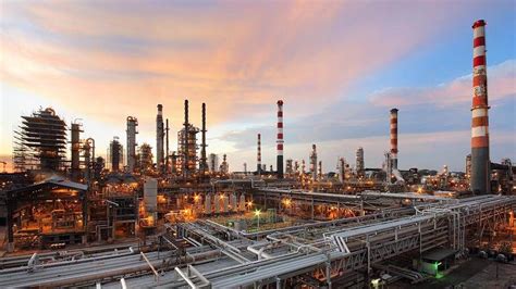 Singapore Refinery | ExxonMobil Singapore