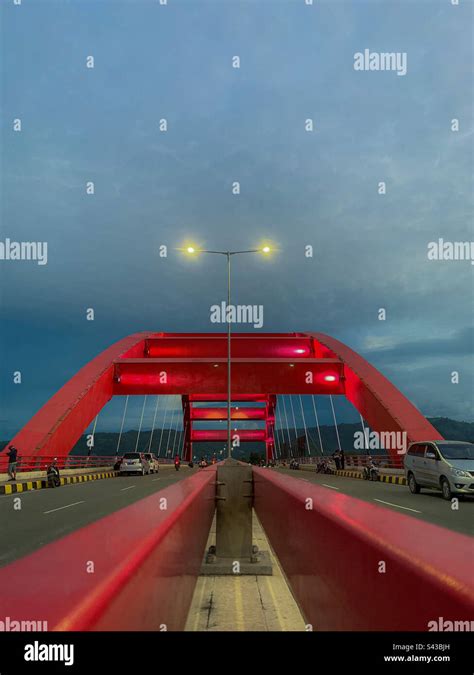 Jembatan merah jayapura Stock Photo - Alamy