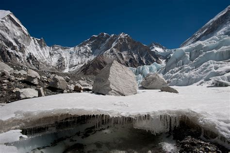 Himalayan glaciers on track to lose up to 75% of ice by 2100, report says | Reuters