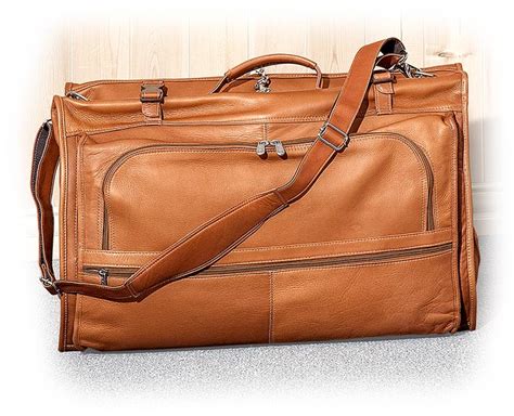 Tri-Fold Vaquetta Leather Garment Bag | Russell's For Men