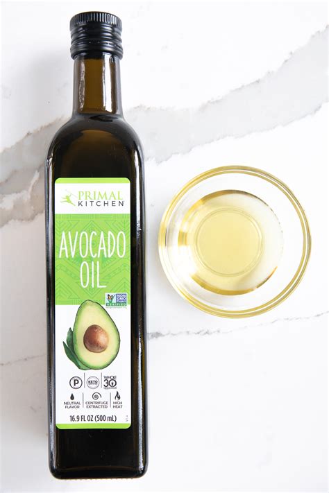 Avocado Oil vs. Olive Oil: What’s the Difference? - The Forked Spoon