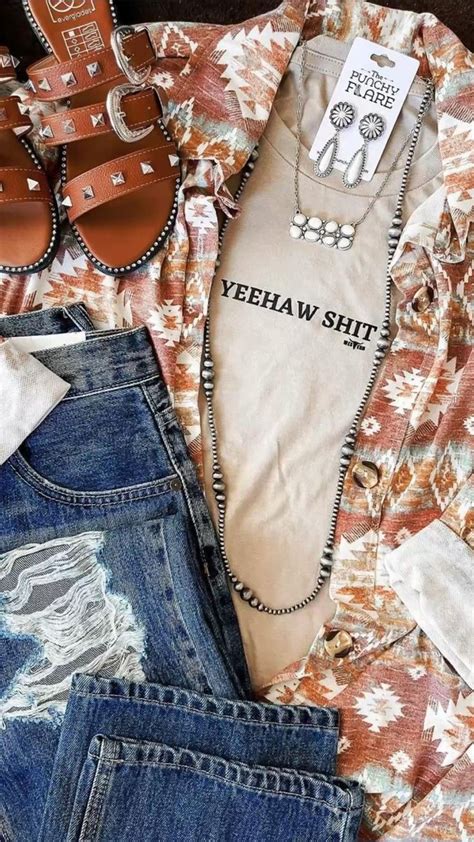 western fashion/punchy outfits/rodeo outfits/western aesthetic/western outfits | Western outfits ...