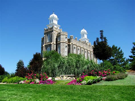 Logan Utah Temple Photograph Gallery | ChurchofJesusChristTemples.org