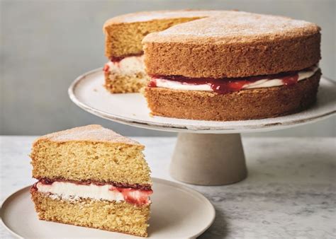 Mary Berry's Victoria sponge recipe