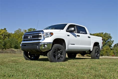 Zone Offroad® 5″ Suspension Lift Kit, 16-18 Tundra 4WD