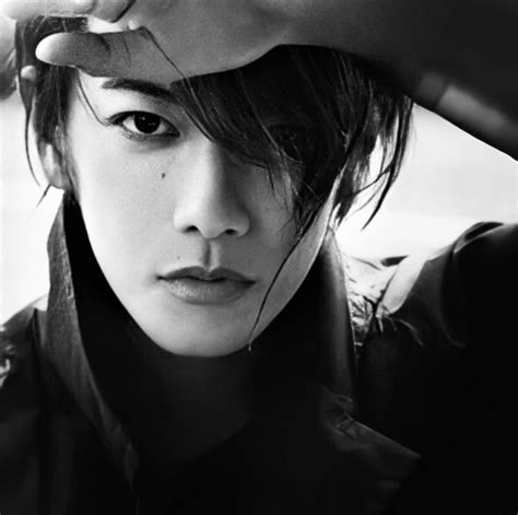 #佐藤健 Takeru Satoh #takeru #takerusato #takerusatoh | 顔, 佐藤健, 長い髪の男