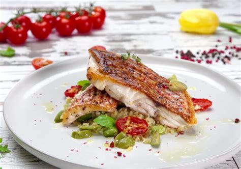 Pan-Seared Red Snapper | snapper | pan-seared | couscous | Taste Life