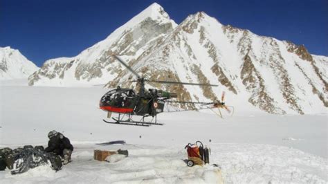 Here's what the Indian Army and Air Force are confronted with in the Siachen Glacier