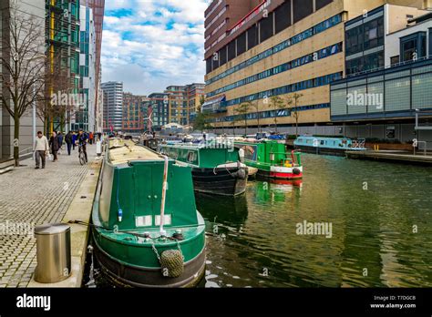 Narrow Boats on The Grand Union Canal,at Paddington Basin London, UK Stock Photo - Alamy