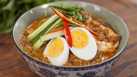 15 Minute Laksa Nyonya | Recipes, Laksa, Asian dishes