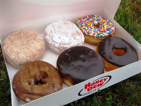 Honey Dew Donuts - Coffee & Tea - 107 Franklin St, Westerly, RI - Phone ...