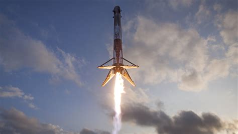 SpaceX lost a rocket booster during landing for the first time since ...