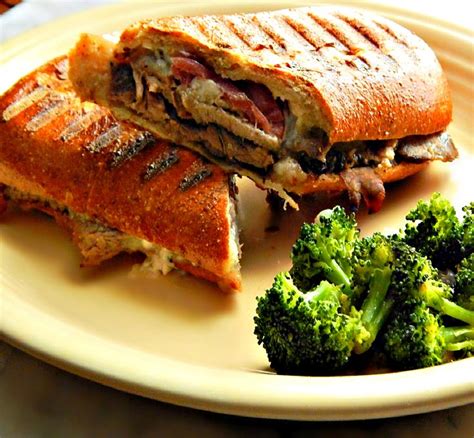 Copycat Panera Steak & White Cheddar Panini | Recipe | Quick lunch recipes, Best panini recipes ...