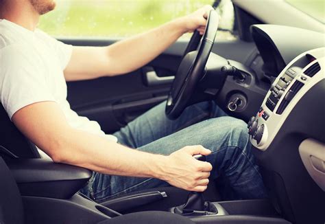 8 Bad Driving Habits That Are Killing Your Manual Car - CAR FROM JAPAN