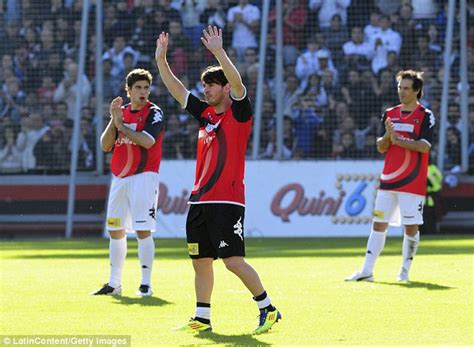 Newell's Old Boys believe they will 'make history' and sign Lionel Messi before the Barcelona ...