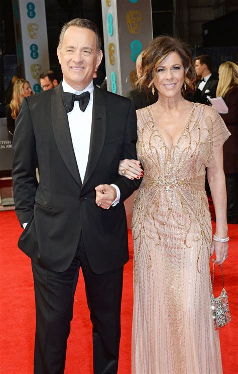 Tom Hanks and his beautiful wife. | Red carpet, Beautiful wife, Style