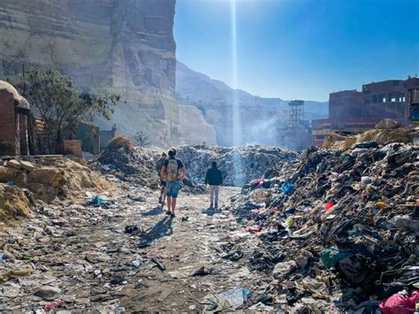 Cairo Garbage City: A Suburb That Gives a New Meaning to Trash – Adventures & Sunsets