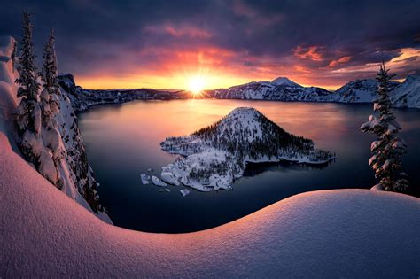 Wallpaper winter Crater lake Oregon - free pictures on Fonwall