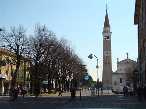 TUDOR PHOTO BLOG: Italia - Mogliano Veneto,Treviso