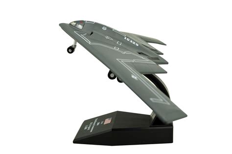 Buy TANG DYNASTY(TM) 1:200 Northrop Grumman B-2 Spirit Stealth Bomber Metal Plane Model, US Air ...