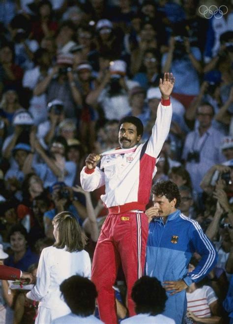 9 Aug 1984: Daley Thompson of Great Britain celebrates his gold medal ...