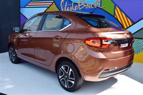 Tata-Tigor-rear