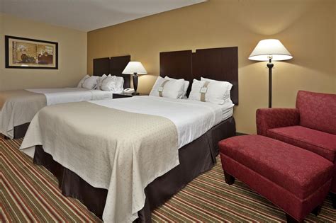 Discount Coupon for Holiday Inn in Lumberton, North Carolina - Save Money!