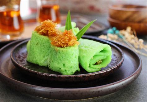 Dadar Gulung: Rolled Pancake with Grated Coconut Filling (Vegan) - Cook Me Indonesian