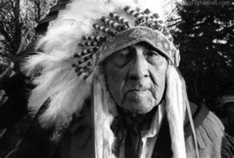 Joe Medicine Crow, last Crow War Chief, receives Presidential Medal of ...