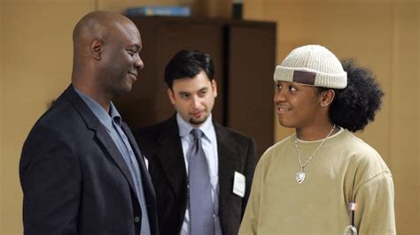 Watch The Wire Season 4 Episode 9 - Know Your Place Online free | Watch ...