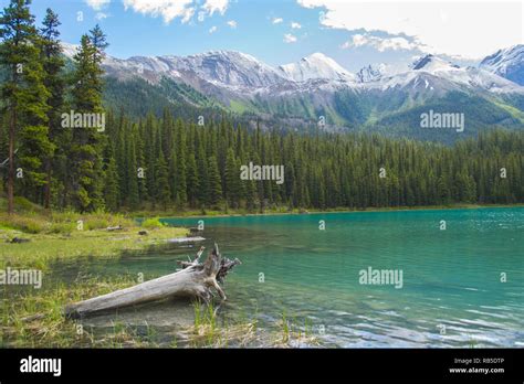 Spirit Island, Maligne Lake Stock Photo - Alamy