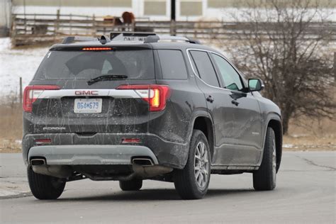 2022 GMC Acadia Gets New Light Stone Metallic Color: First Look