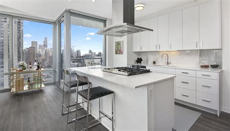 Gold Coast Chicago Luxury Apartments - Luxury Apartments Chicago | Luxury Living