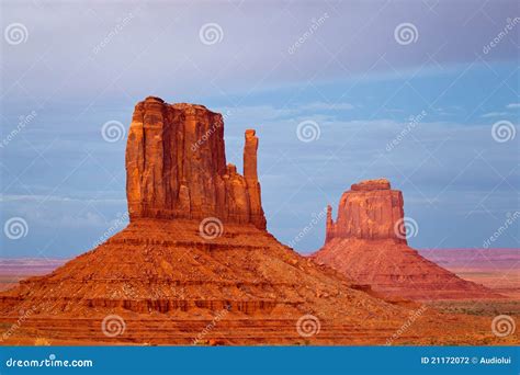 Monument Valley Mitten Buttes Stock Photo - Image of united, peace ...