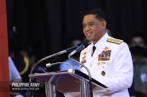 Philippines: Army Chief assumes as new AFP Chief of Staff