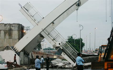 Now, roof collapses at Delhi Games stadium - News - World - Emirates24|7