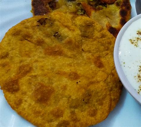 Green Moong Dal Ki Stuffed Poori | Blast Of Flavours