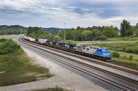 Norfolk Southern investigating coal train derailment in Pennsylvania | Trains Magazine