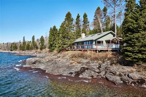 Lake Superior Cabins For Sale : On the Market: 10 Tiny Vacation Homes ...