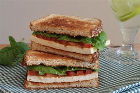 Mom I'm Hungry: super healthy tofu caprese sandwich