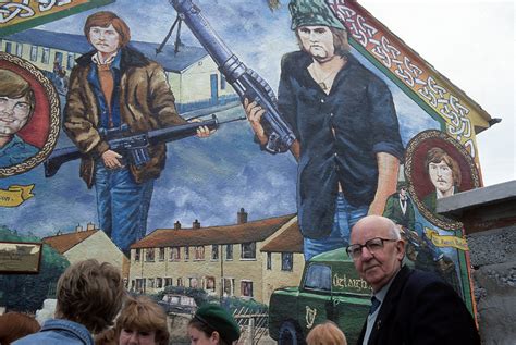 The history of murals in the North of Ireland - Bill Rolston