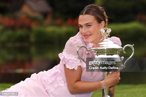 Aryna Sabalenka Photos and Premium High Res Pictures - Getty Images