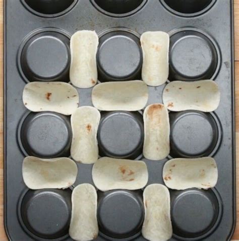 Mini Taco Shells - use biscuit cutter and form around bottom of muffin pan--bake | Mini tacos ...