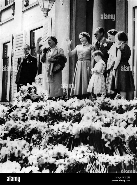 May 05, 1955 - Queen Juliana celebrates her Forty-Sixth Birthday.Flowers at the Palace. Photo ...