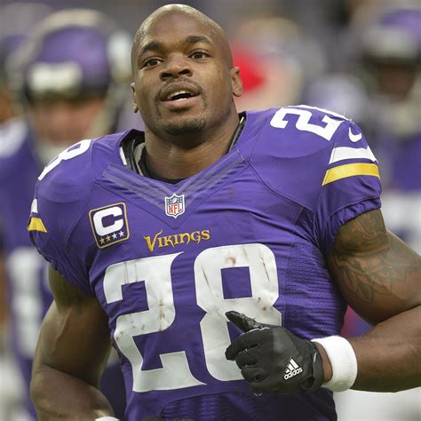 Adrian Peterson Thanks Minnesota Vikings, Fans on Twitter