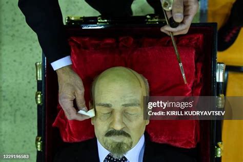 548 Vladimir Lenin Mausoleum Stock Photos, High-Res Pictures, and ...