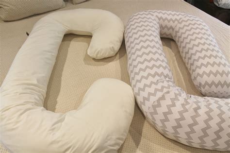 Selecting a Pregnancy Pillow - Carolina Charm