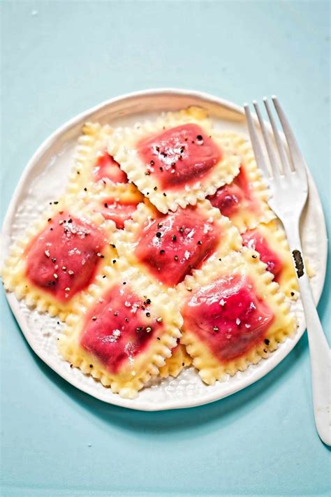 15 Best Ravioli Filling Ideas to Make at Home - IzzyCooking