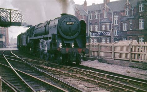 BR "Britannia" Class 4-6-2 70037 "Hereward the Wake", Grimsby Docks ...