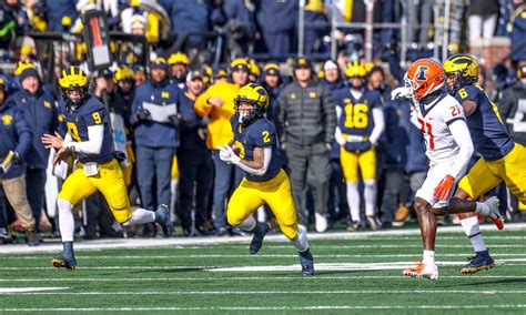 Michigan football: Jim Harbaugh updates Blake Corum injury vs Illinois